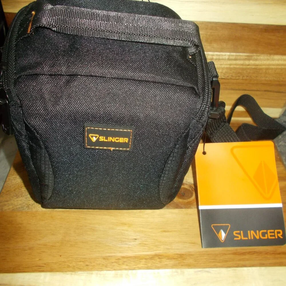 Slinger Alpine 120 Small Camera Bag NEW WITH TAGS